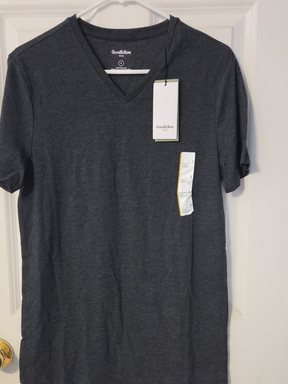 Goodfellow & Co Men's Dark Charcoal V-Neck Short Sleeve Tee